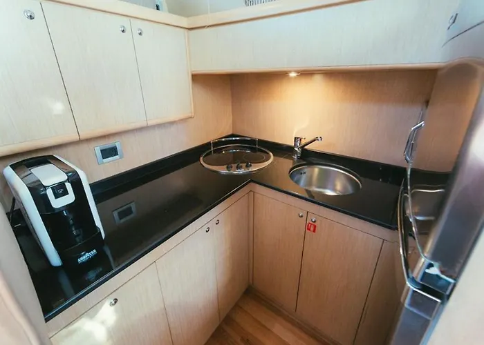 Ferretti 460 Båthotell